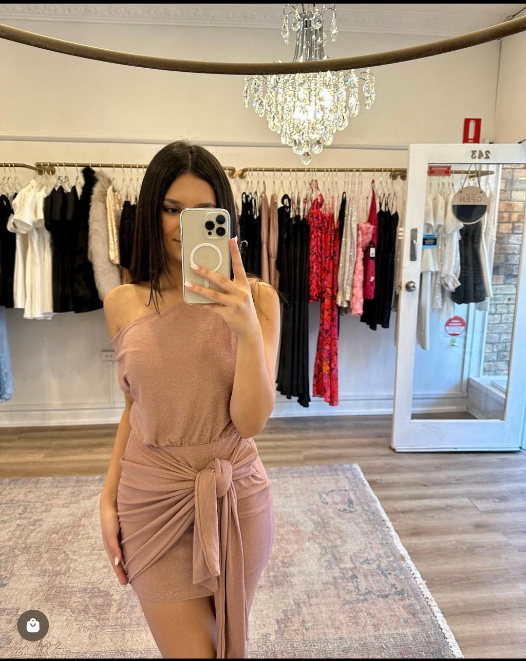 Dusty pink off the shoulder party dress